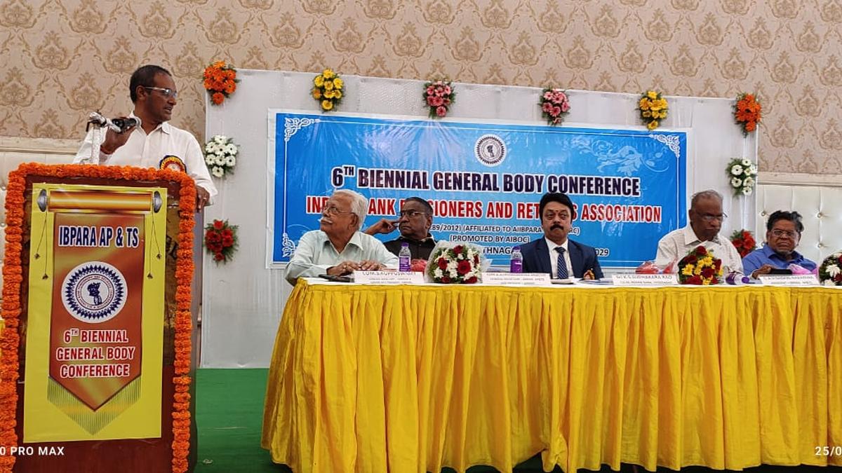 Centre, IBA urged to take up issues of bank retirees on priority The Hindu